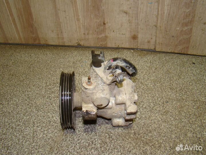 Насос гидроусилителя Hyundai Getz