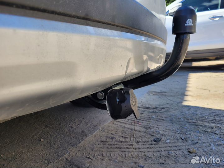 Фаркоп Suzuki SX4