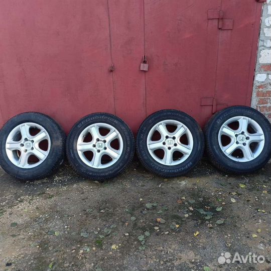 Bfgoodrich G-Force Winter 2 215/65 R16 H