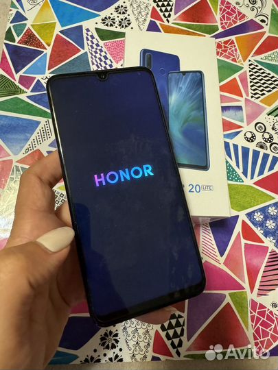 HONOR 20s, 4/128 ГБ