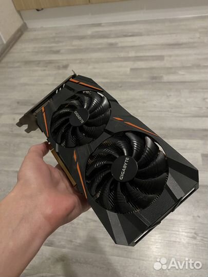 Видеокарта rx580 8gb gigabyte