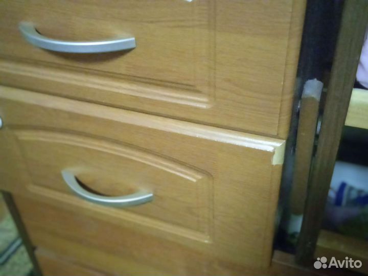 Кровать с маятником