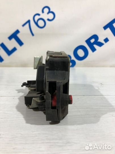 Замок двери задний левый LADA granta 1.6 мт седан