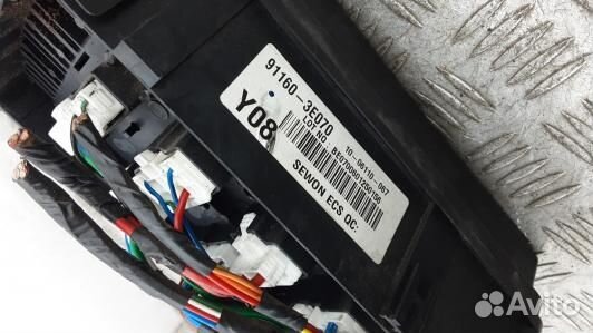 Блок предохранителей KIA sorento 1 (LBN01M101)