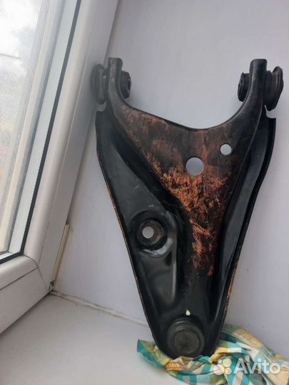 Рычаги подвески оригинал renault: sandero 1,6