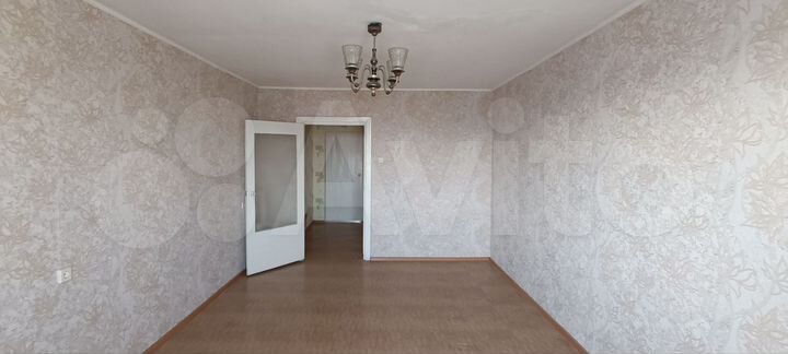 2-к. квартира, 63 м², 8/10 эт.