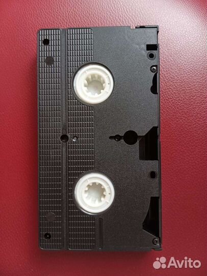 Продаю VHS-кассеты,б/у