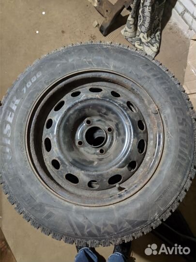 Bridgestone Ice Cruiser 7000 205/65 R15