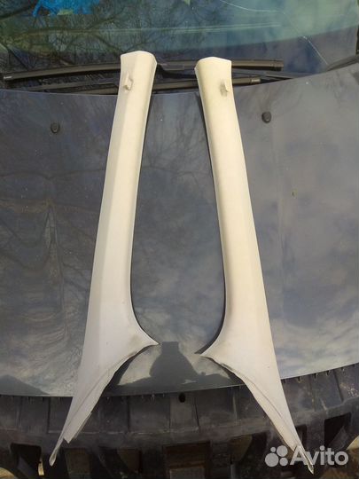 Накладка стойки лобового стекла Пежо 408