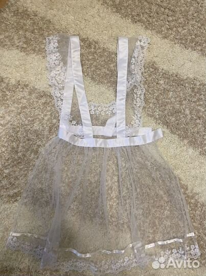 Белый школьный фартук