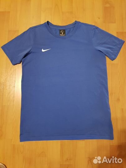 Футболка женская nike, размер на 48- 50