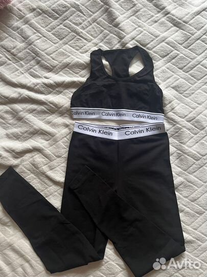 Костюм для фитнеса женский