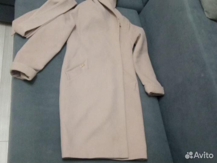 Пальто женское 42 44