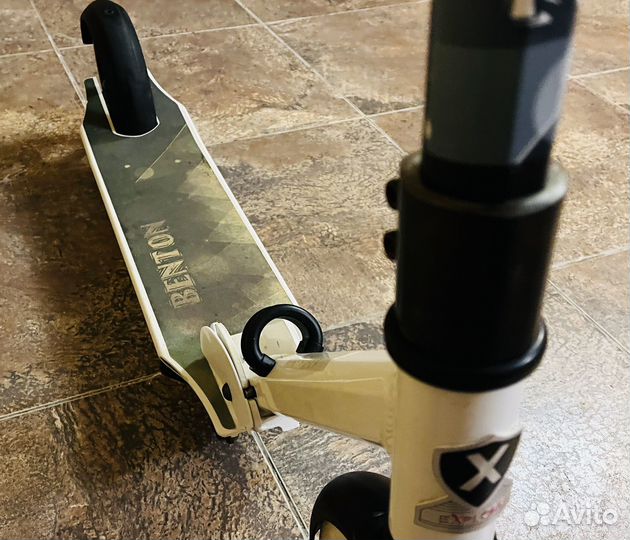 Самокат Explore Benton