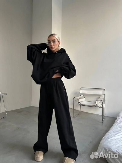 Крутой костюм balenciaga