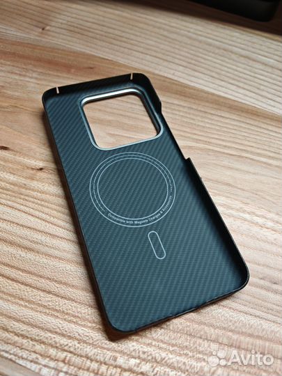 Чехлы на Xiaomi MI 14 (Nillkin, Carbon, Mag-safe)