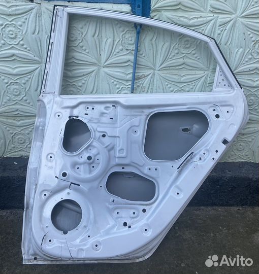 Двери на hyundai solaris 2 поколения в оригинале