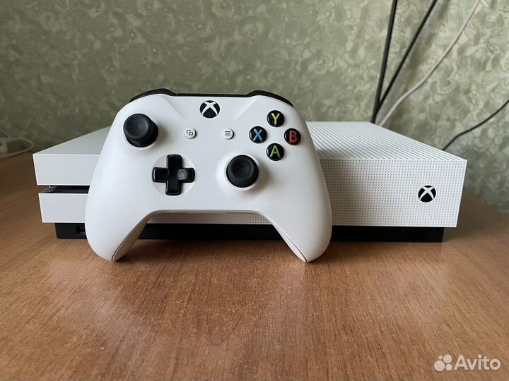 Xbox One s