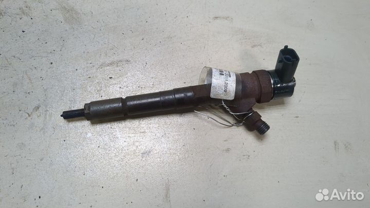 Форсунка топливная Opel Combo, 2009