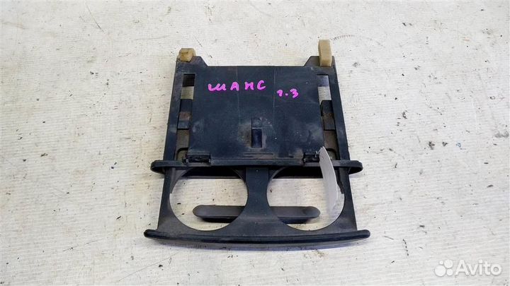 Подстаканник ZAZ Chance 02г