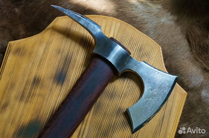 Колун Шершень