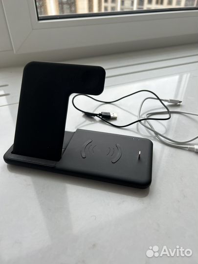 Беспроводная док станция 4 в 1 доя телефонов