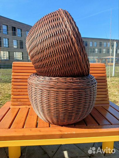 Вазоны, кашпо из ротанга