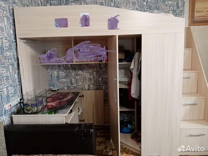 Школьный уголок