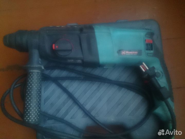 Электроинструмент