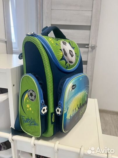 Портфель детский школьный