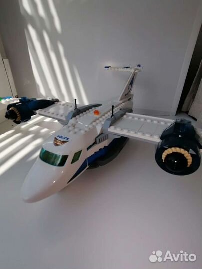 Lego полицейский участок