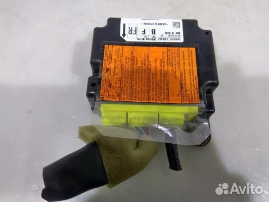 Блок управления airbag nissan X-trail T32 (67S03OQ