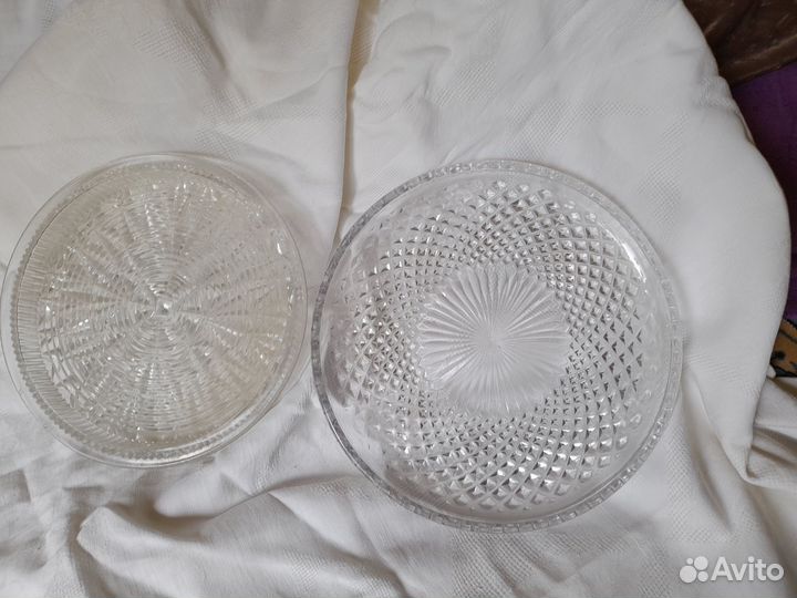 Стеклянные блюда-тортницы