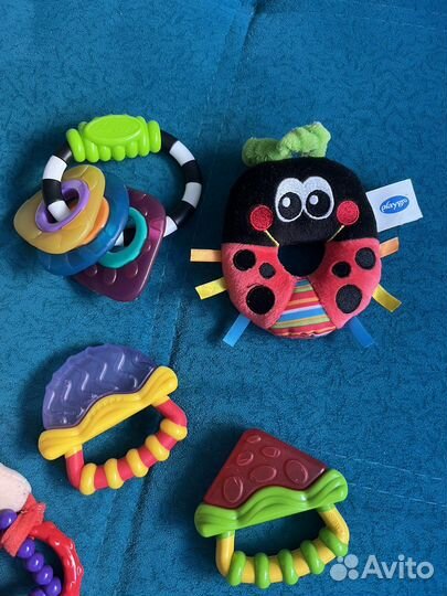 Детские развивающие игрушки пакетом
