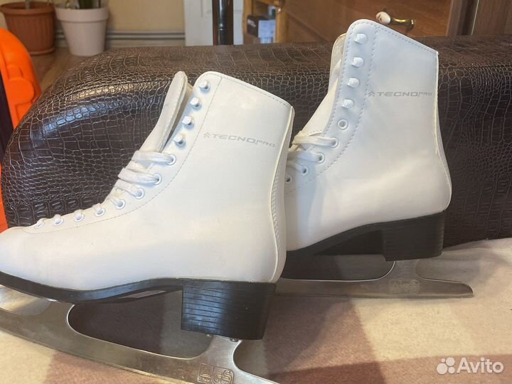 Коньки фигурные