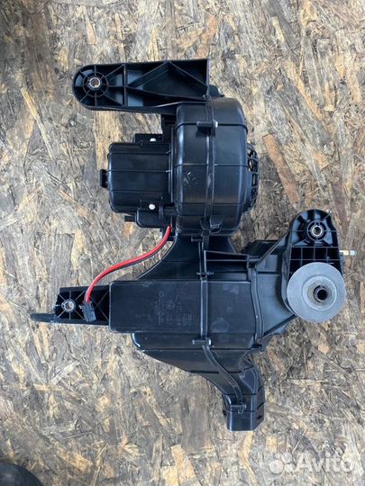 Корпус отопителя Volvo Xc90 внедорожник 2.0D