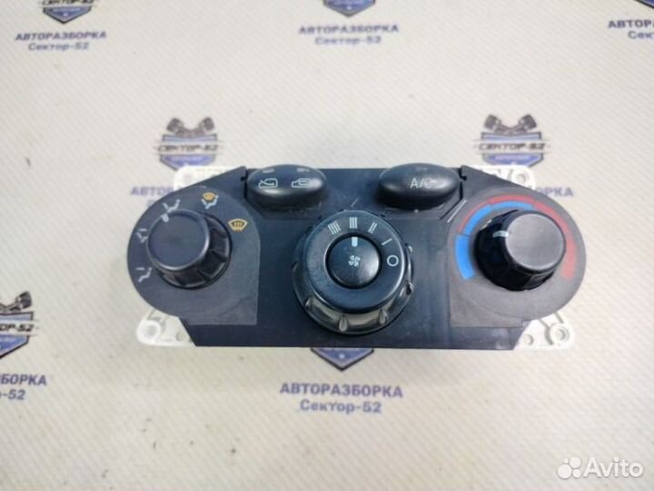 Блок управления отопителем Hyundai Santa Fe 1 SM