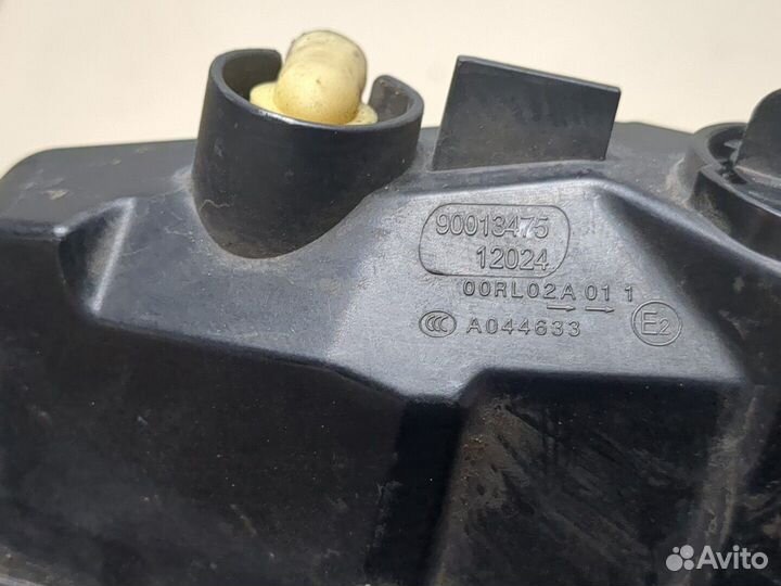 Поворот Citroen C4 Picasso, 2014