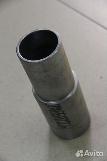 42283312 втулка оси приводной L190