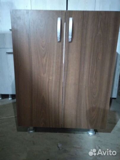 Кухонные тумбы