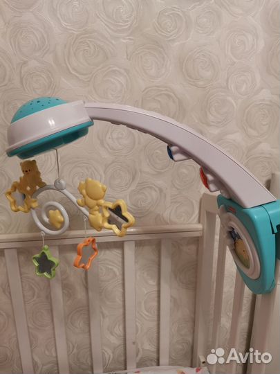 Музыкальная карусель на кроватку