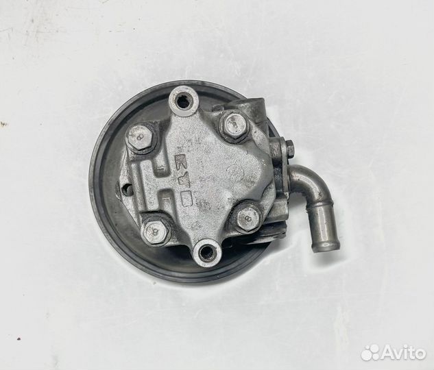 Насос гур VW Tuareg 4.2 AXQ