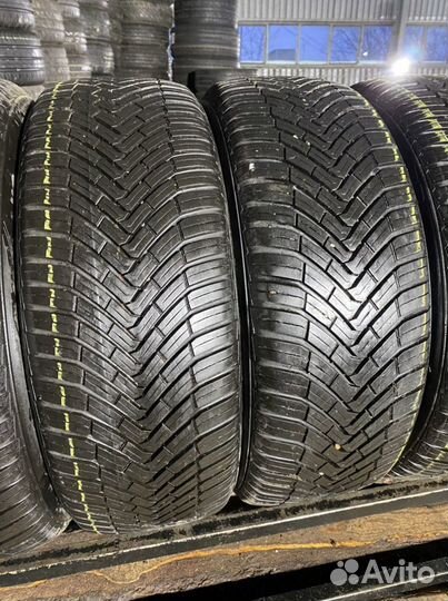 Continental AllSeasonContact 205/55 R16