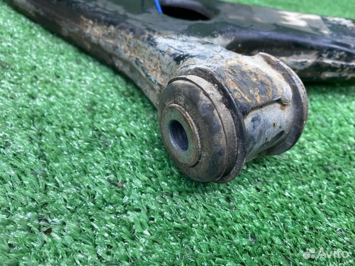 Рычаг передний правый Ford Focus 2