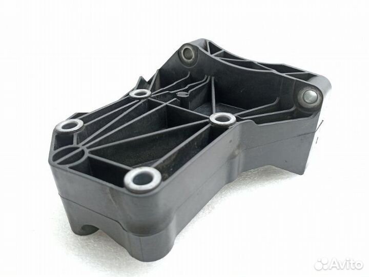 Кронштейн компрессора кондиционера Bmw X3 E83 3.0