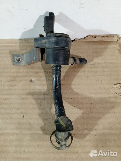 Клапан вентиляции топливного бака Peugeot 308