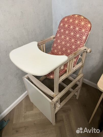Стульчик для кормления