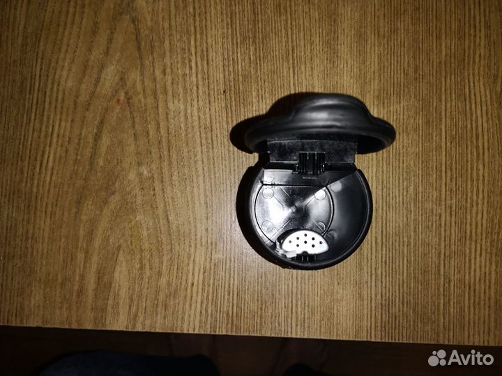 Toyota пепельница