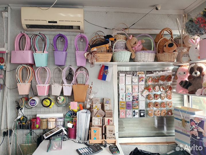 Цветочный магазин, хороший трафик. Прибыль 120к