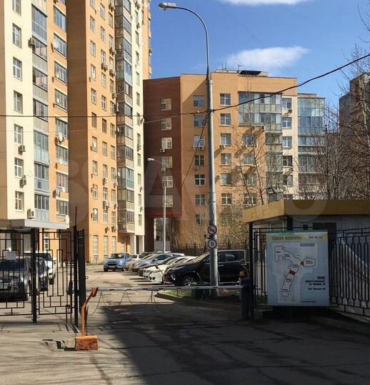 Машиноместо, 13 м²